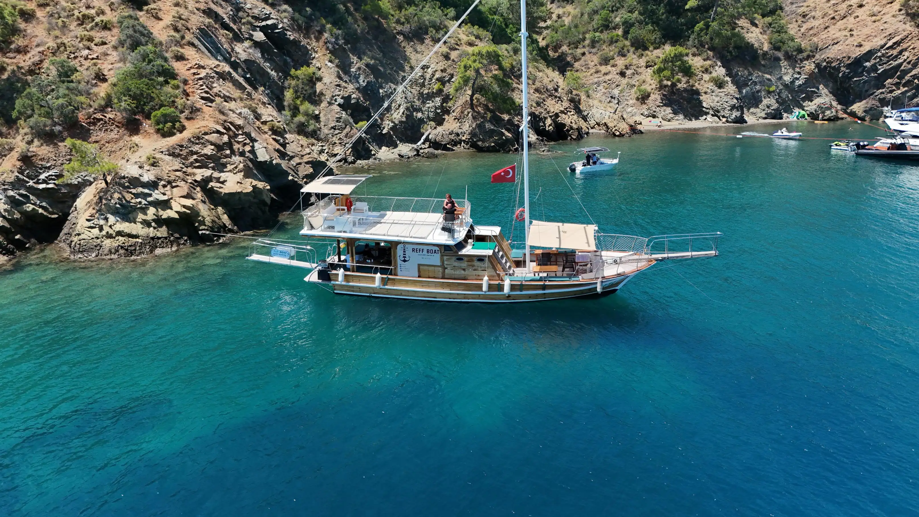 Reff Boat Yandan Görünüm